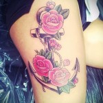 котва татуировка на бедрото 2