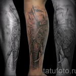 tetoválás a borjú lábán férfiaknak - fotó példa 20122015 -ből 9