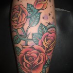 rózsatetoválás a borjú lábán - fotó példa 20122015 -ből # 6