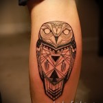 bagoly tetoválás a borjú lábán - fotó példa 20122015 # 1