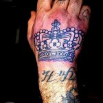 tatouage sur la couronne de la main - photos and des exampleles de 01032016 1