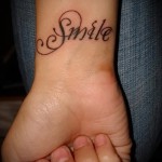 tatouage sur la main pour les photos de filles - photos et exampleles 01032016 1