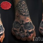 koponyatetoválás a csuklón - fotók és példák a 01032016 -ból 11