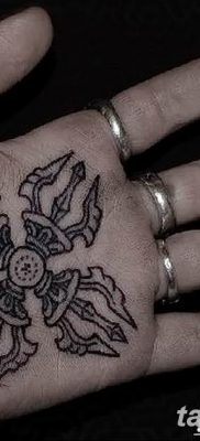 Fotó a tetoválásról a tenyéren 2019.06.11 №040 - tetoválás a tenyéren -