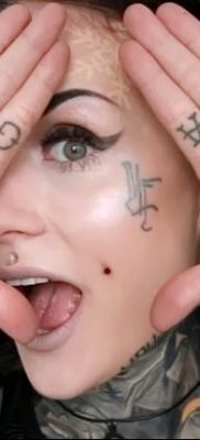 Fotó a tetoválásról a tenyéren 2019.06.11 №054 - tetoválás a tenyéren -