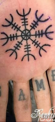 Fotó a tetoválásról a tenyéren 2019.06.11 №064 - tetoválás a tenyéren -