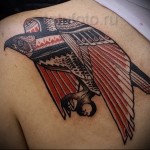 eredeti holló tetoválás (maori)