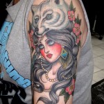 lány és farkas tetoválás - férfi váll tetoválás