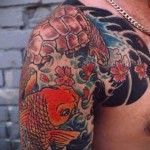 ponty és teknős tetoválás - férfiak váll tetoválása