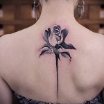 tatu-na-pozvonochnike-risunok-vdol-primer-foto-014-tatufoto-ru