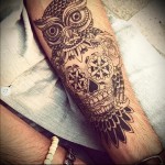 Бухал татуировка хвана черепа - опция на ръката