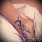 Toll tetoválás a bokán