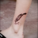 toll tetoválás a bokáján 2