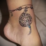 tetoválás boka nőkön - 1. fotó példa