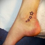 csillag boka tetoválás