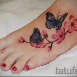 татуировка на пеперуда на крака 2