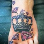 диамантена татуировка на крака 3