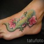 татуировка на гущер на крака 2