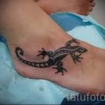татуировка на гущер на крака 3