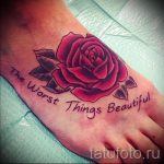 Татуировка на роза на крака 4
