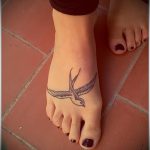 лястовична татуировка на крак - Снимка пример за завършена татуировка на 23.05.2016 г. 1