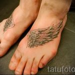 татуиране на крила на крака 1