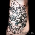 Татуировки на краката Череп 2