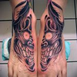 Татуировки на краката Череп 5