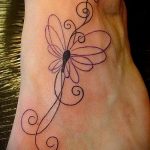 татуировка на пеперуда на стъпалото - снимков пример за завършена татуировка от 23.05.2016 г. 1