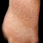 татуировка на крака с бяла боя - снимка пример за завършена татуировка от 23.05.2016 г. 1