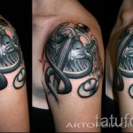 Caduceus tetoválás fotó - tetováló amulett a jó szerencséhez 3186 tatufoto.ru