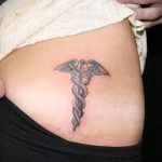 Caduceus tetoválás fotó - tetováló amulett a jó szerencséhez 4187 tatufoto.ru