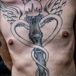hűvös mellkasi tetoválás - amely vonzza a szerencsét - fotó