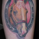 Patkó tetoválás fotó - tetoválás a szerencseért a szerelemben 6256 tatufoto.ru