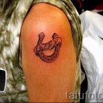 Patkó tetoválás fotó - tetoválás a jó szerencse és a szerelem fotó 2268 tatufoto.ru