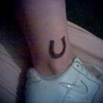 Patkó tetoválás fotó - tetoválás a szerencse szerelemhez 1283 tatufoto.ru