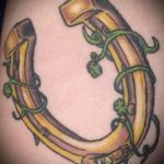 Patkó tetoválás fotó - tetoválás a szerencséhez szimbólumok 7297 tatufoto.ru