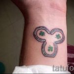 Patkó tetoválás fotó - tetoválás a boldogsághoz és a szerelemhez 2300 tatufoto.ru