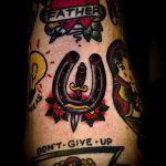 Patkó tetoválás fotó - tetoválás szerencsét hoz boldogság szerelem 4318 tatufoto.ru