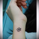 Tetoválás Négylevelű lóhere fotó-tetoválás a jó közérzet és a szerencse érdekében 4412 tatufoto.ru