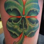 Tetoválás Négylevelű lóhere fotó - tetoválás rúna szerencse 1435 tatufoto.ru