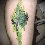 Tetoválás Négylevelű lóhere fotó - tetoválás rúna szerencse 3437 tatufoto.ru