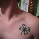 Tetoválás Négylevelű lóhere fotó - tetoválás rúna szerencse 5439 tatufoto.ru