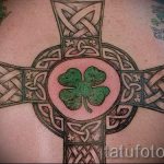 Tetoválás Négylevelű lóhere fotó - tetováló rúnák a szerencse és a gazdagság érdekében 4445 tatufoto.ru