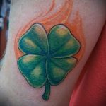 Tetoválás Négylevelű lóhere fotó - tetoválás szerencse boldogság gazdagság egy virágban 6470 tatufoto.ru