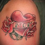 мама татуировка # 492 - готина версия на модела, която може лесно да се използва за обработка и прилагане като татуировка майка в сърцето
