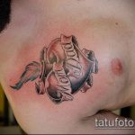 мама татуировка # 978 е интересна версия на модела, който може успешно да се използва за трансформиране и прилагане като татуировка на майка за мъже