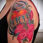 татуировка мама # 574 - изключителна версия на модела, която може да се използва добре за обработка и нанасяне като малки татуировки