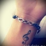 bilješke o tetovaži na zglobu - fotografija gotove tetovaže s 02082016 27141 tatufoto.ru
