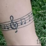 bilješke o tetovažama na nozi - fotografija gotove tetovaže s 02082016 4155 tatufoto.ru